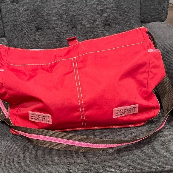 Esprit Vibrant Red Messenger Bag - Picture 3 of 11